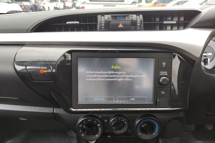 REVO PRE 2022 2.4 ENTRY AT DOUBLE CAB WHITE 6278 full