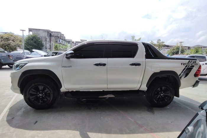 ROCCO PRE 2019 2.8G AT DOUBLE CAB WHITE 3854 full