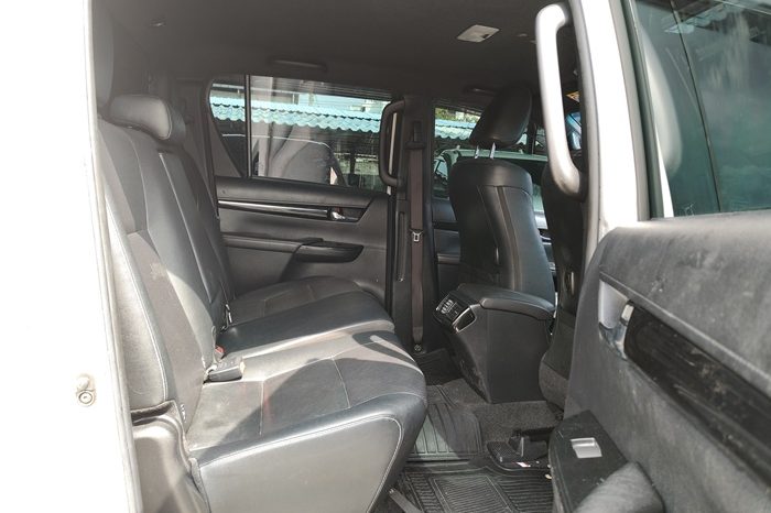 ROCCO PRE 2019 2.8G AT DOUBLE CAB WHITE 3854 full