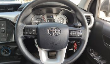 REVO PRE 2022 2.4 ENTRY AT DOUBLE CAB WHITE  6271 full
