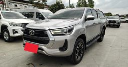 REVO PRE 2021 2.4 HIGHT AT DOUBLE CAB SILVER  8753