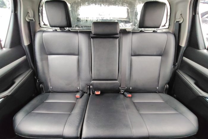 REVO PRE 2021 2.4 HIGHT AT DOUBLE CAB SILVER  8753 full