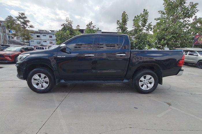 REVO PRE 2020 2.4E AT DOUBLE CAB BLACK  1421 full