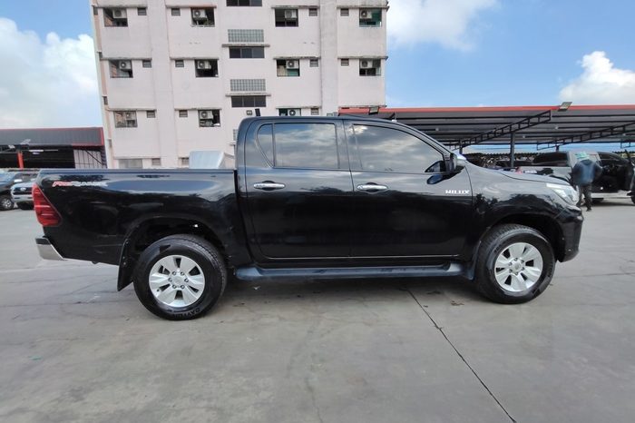 REVO PRE 2020 2.4E AT DOUBLE CAB BLACK  1421 full