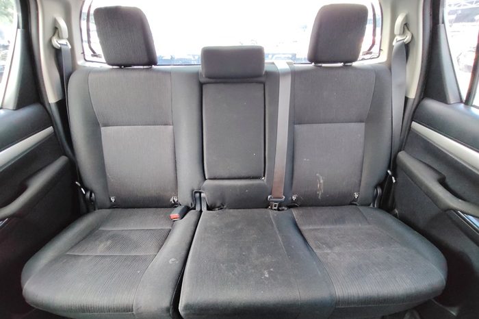 REVO PRE 2020 2.4E AT DOUBLE CAB BLACK  1421 full