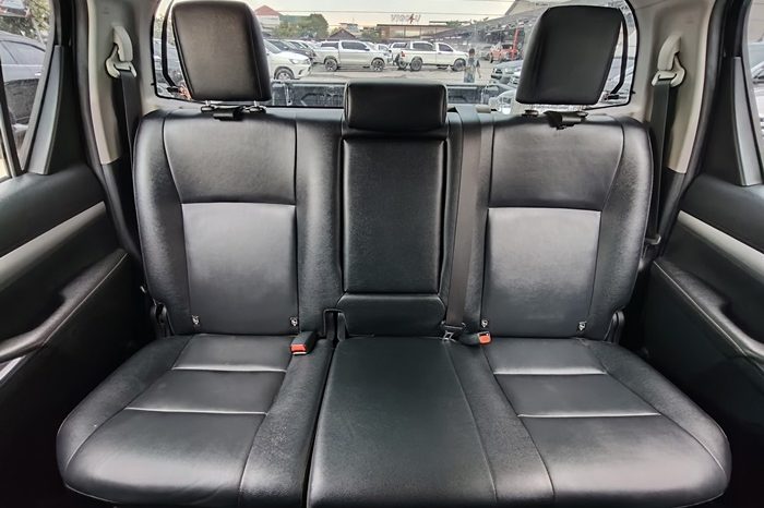 REVO 4WD 2022 2.8 HIGHT AT DOUBLE CAB SILVER  3074 full