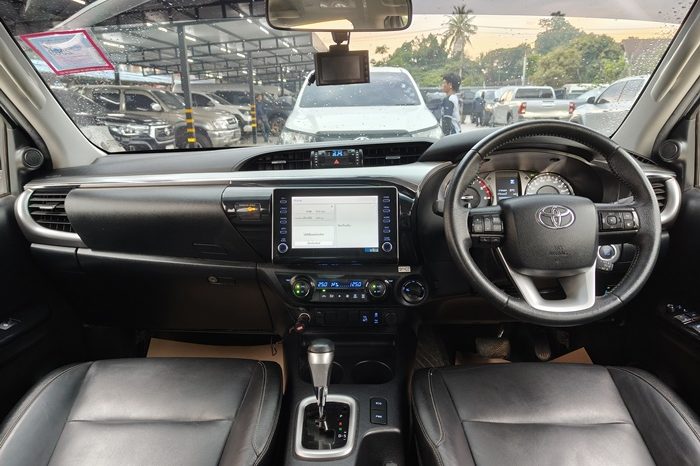 REVO 4WD 2022 2.8 HIGHT AT DOUBLE CAB SILVER  3074 full