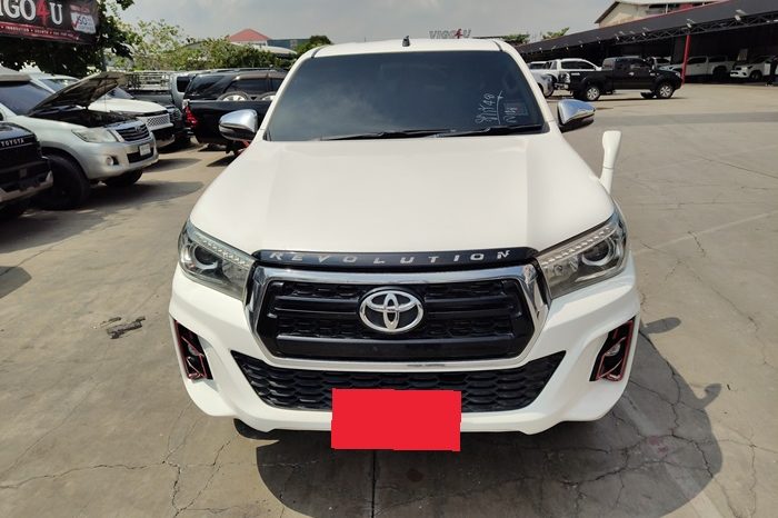 REVO PRE 2018 2.4E AT DOUBLE CAB WHITE  1242 full