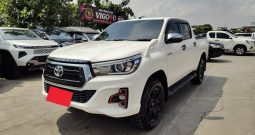 REVO PRE 2018 2.4E AT DOUBLE CAB WHITE  1242