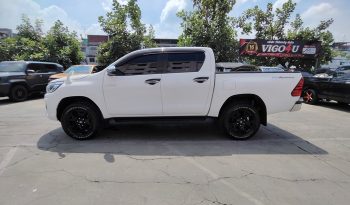 REVO PRE 2018 2.4E AT DOUBLE CAB WHITE  1242 full