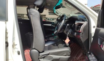 REVO PRE 2018 2.4E AT DOUBLE CAB WHITE  1242 full