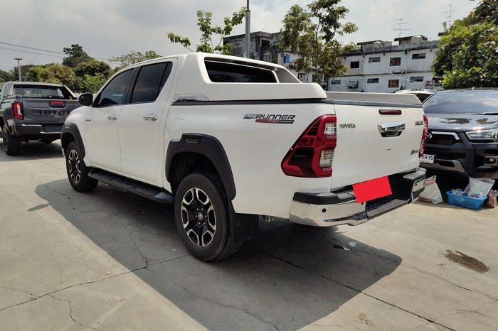 REVO PRE 2022 2.4 MID AT DOUBLE CAB WHITE  9092 full
