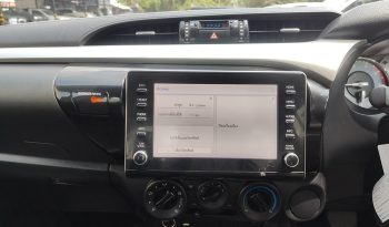REVO PRE 2022 2.4 MID AT DOUBLE CAB WHITE  9092 full