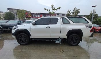 ROCCO 4WD 2022 2.8 HIGHT AT SMART CAB WHITE  2390 full