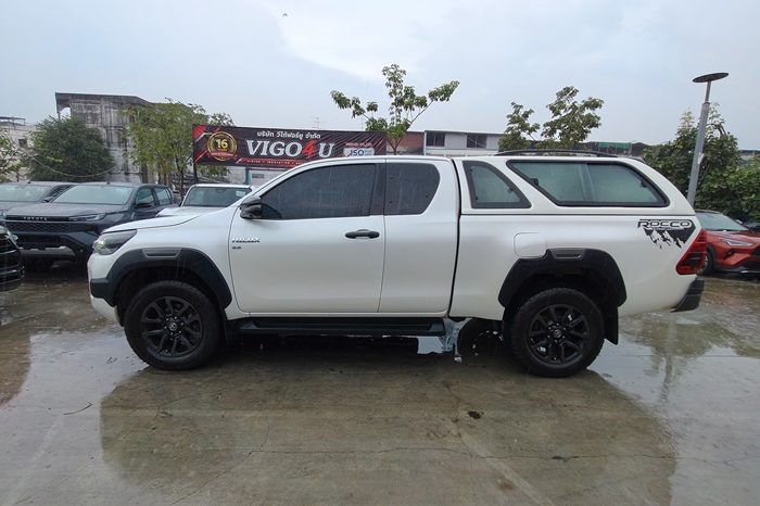 ROCCO 4WD 2022 2.8 HIGHT AT SMART CAB WHITE  2390 full