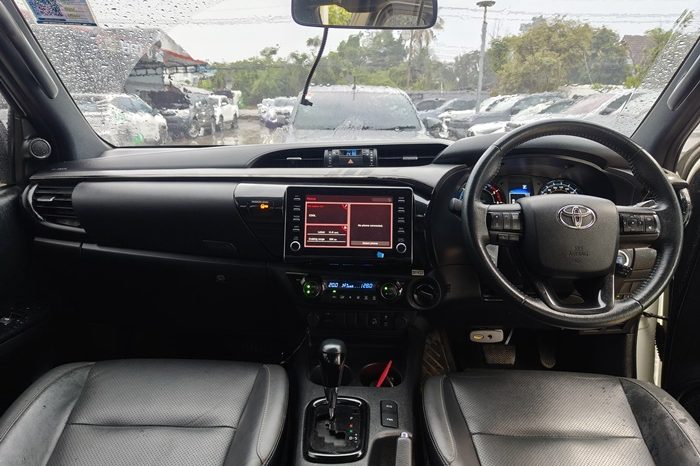 ROCCO 4WD 2022 2.8 HIGHT AT SMART CAB WHITE  2390 full