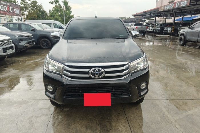 REVO PRE 2018 2.4G AT DOUBLE CAB BLACK  5505 full