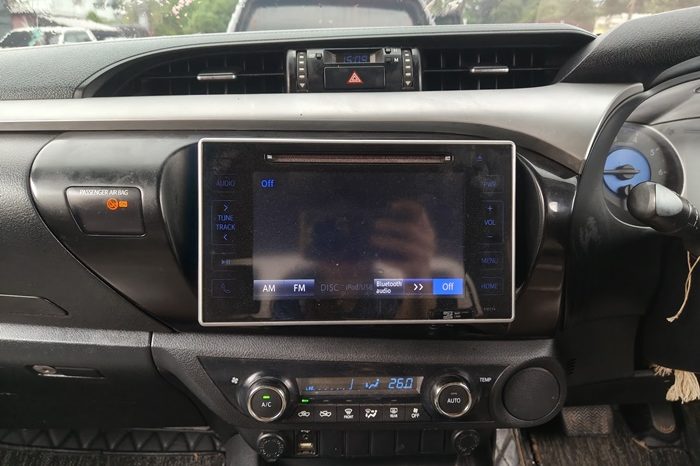 REVO PRE 2018 2.4G AT DOUBLE CAB BLACK  5505 full