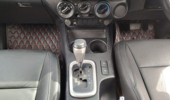 REVO PRE 2023 2.4 MID AT DOUBLE CAB WHITE 8248 full