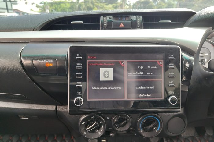 REVO PRE 2023 2.4 MID AT DOUBLE CAB WHITE 8248 full