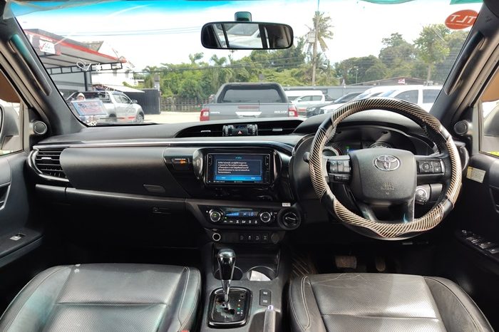 ROCCO 4WD 2020 2.8G AT DOUBLE CAB WHITE 8883 full