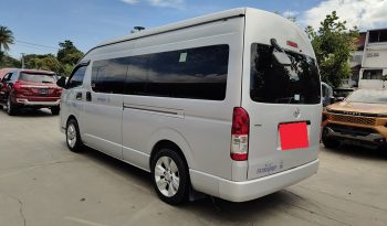 TOYOTA 2WD 2018 3.0 AT COMMUTER SILVER  4907 full