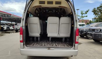 TOYOTA 2WD 2018 3.0 AT COMMUTER SILVER  4907 full