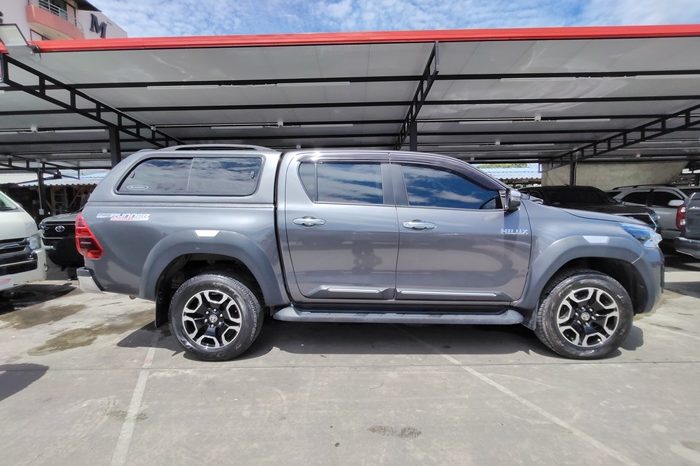 REVO PRE 2022 2.4 MID AT DOUBLE CAB DARK GREY 6717 full