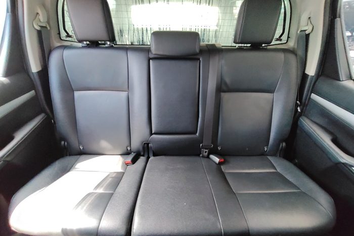 REVO PRE 2022 2.4 MID AT DOUBLE CAB DARK GREY 6717 full
