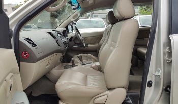TOYOTA 4WD 2006 3.0V AT FORTUNER SILVER  2546 full