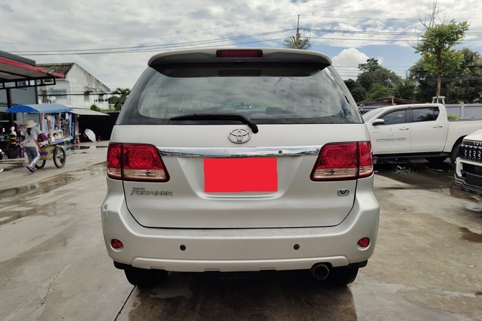 TOYOTA 4WD 2006 3.0V AT FORTUNER SILVER  2546 full