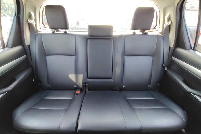 REVO 4WD 2022 2.8 HIGHT AT DOUBLE CAB SILVER  7892 full