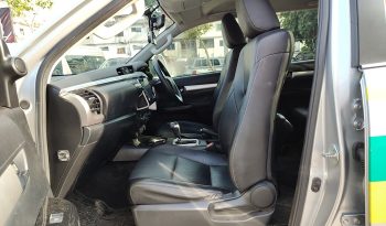 REVO 4WD 2022 2.8 HIGHT AT DOUBLE CAB SILVER  7883 full