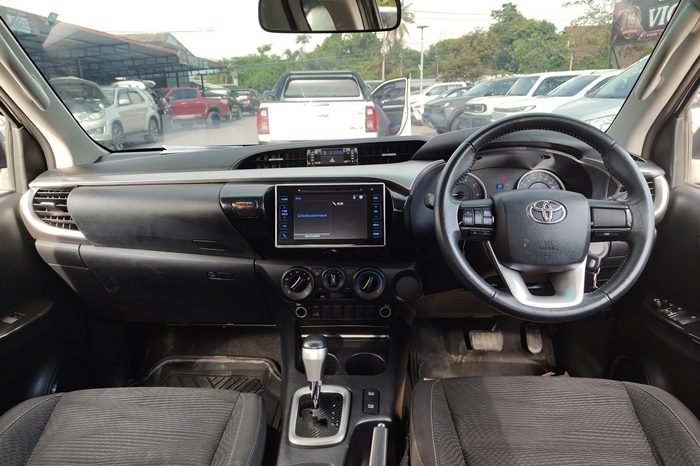 REVO PRE 2018 2.4E AT SMART CAB DARK GREY  1525 full