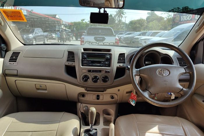 VIGO 4WD 2006 3.0G AT DOUBLE CAB SILVER  1628 full