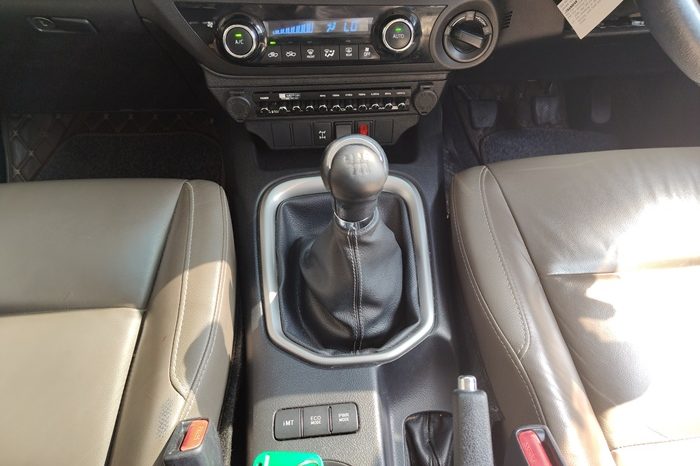REVO 4WD 2015 2.8G MT DOUBLE CAB BLACK  1027 full