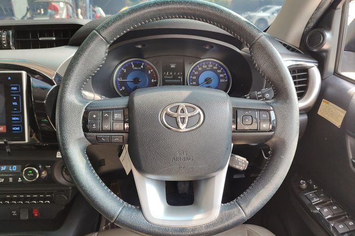 REVO 4WD 2015 2.8G MT DOUBLE CAB BLACK  1027 full