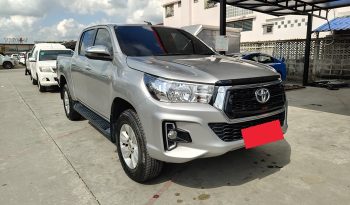 REVO PRE 2020 2.4E AT DOUBLE CAB SILVER  1947 full