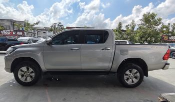 REVO PRE 2020 2.4E AT DOUBLE CAB SILVER  1947 full