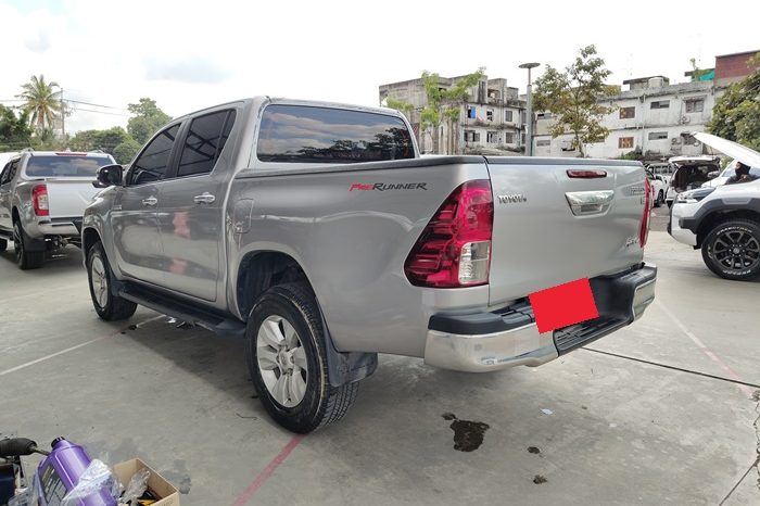 REVO PRE 2020 2.4E AT DOUBLE CAB SILVER  1947 full