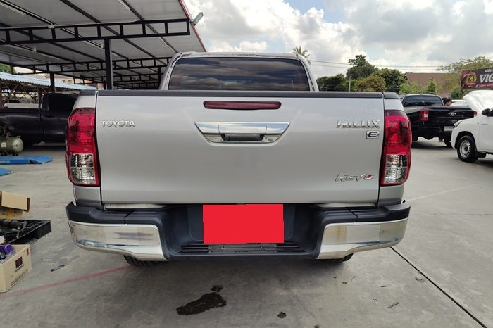 REVO PRE 2020 2.4E AT DOUBLE CAB SILVER  1947 full