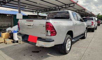 REVO PRE 2020 2.4E AT DOUBLE CAB SILVER  1947 full