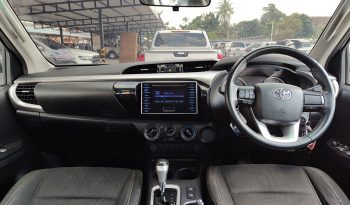 REVO PRE 2020 2.4E AT DOUBLE CAB SILVER  1947 full
