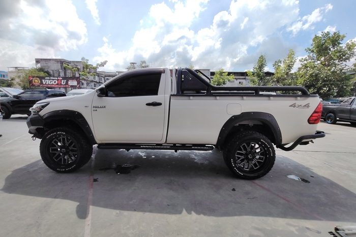 REVO 4WD 2020 2.8 ENTRY MT SINGLE CAB WHITE  3288 full
