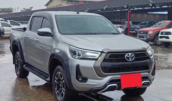 REVO PRE 2020 2.4E AT DOUBLE CAB SILVER  7696 full