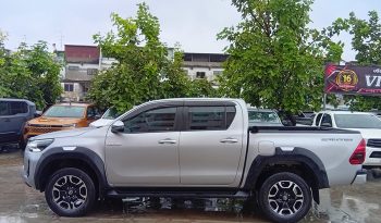 REVO PRE 2020 2.4E AT DOUBLE CAB SILVER  7696 full