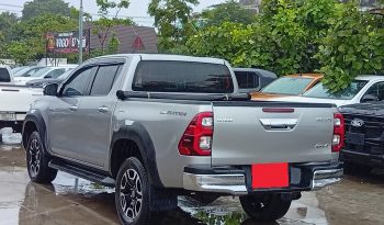 REVO PRE 2020 2.4E AT DOUBLE CAB SILVER  7696 full