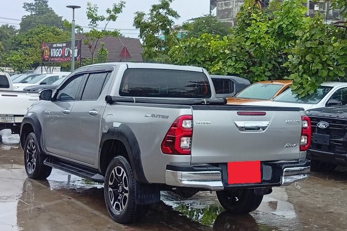 REVO PRE 2020 2.4E AT DOUBLE CAB SILVER  7696 full