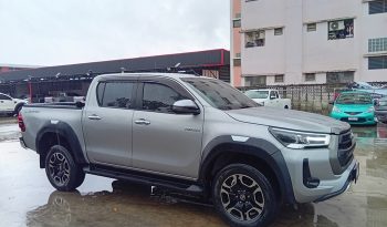 REVO PRE 2020 2.4E AT DOUBLE CAB SILVER  7696 full