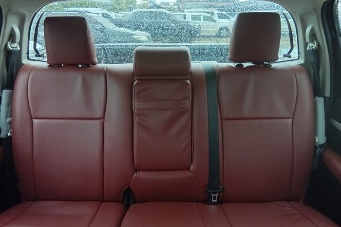 REVO PRE 2020 2.4E AT DOUBLE CAB SILVER  7696 full